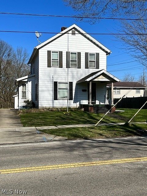 2nd image of 1108 Tod Ave NW
