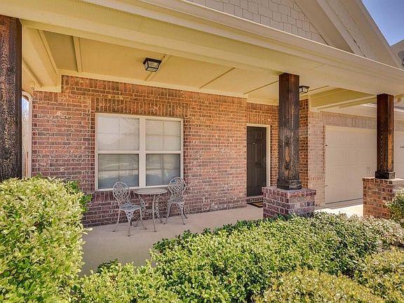 4th image of 5914 Harbor Glen Dr