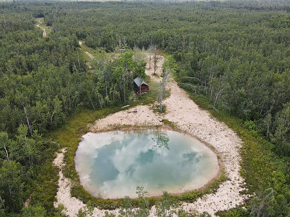 4th image of 3250 Woiderski Rd