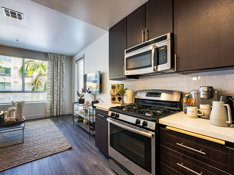 Ariva, San Diego, CA, Kitchen