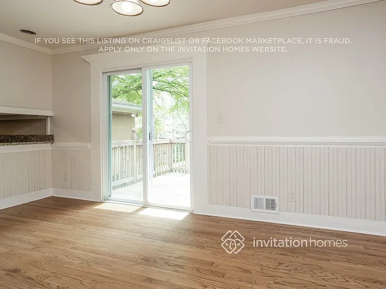 1321 Laura Ln — Photo 5