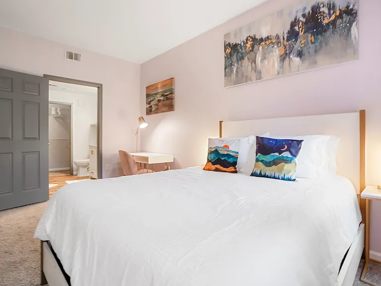 1727 N Pearl St #104 — Photo 11