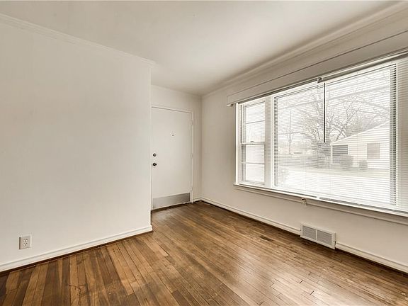 2nd image of 5718 Churchill Ave