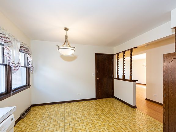 5th image of 8419 W Brodman Ave