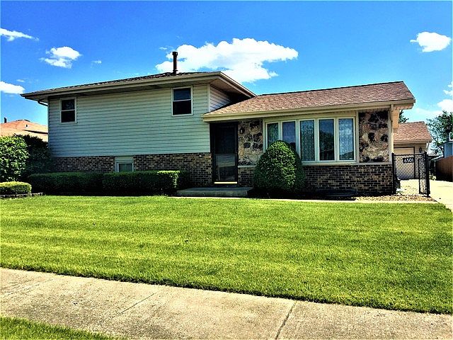 1st image of 6501 182nd St