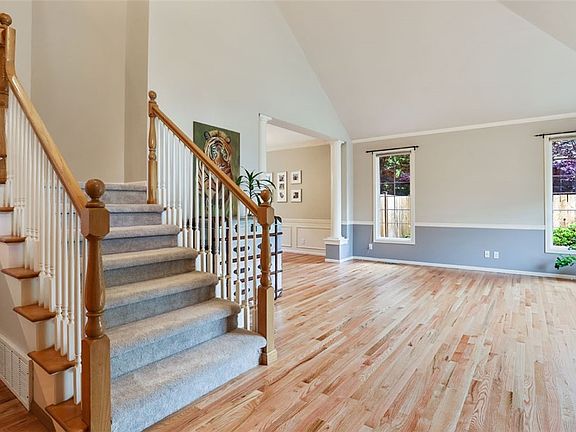 3rd image of 15320 Manion Way NE