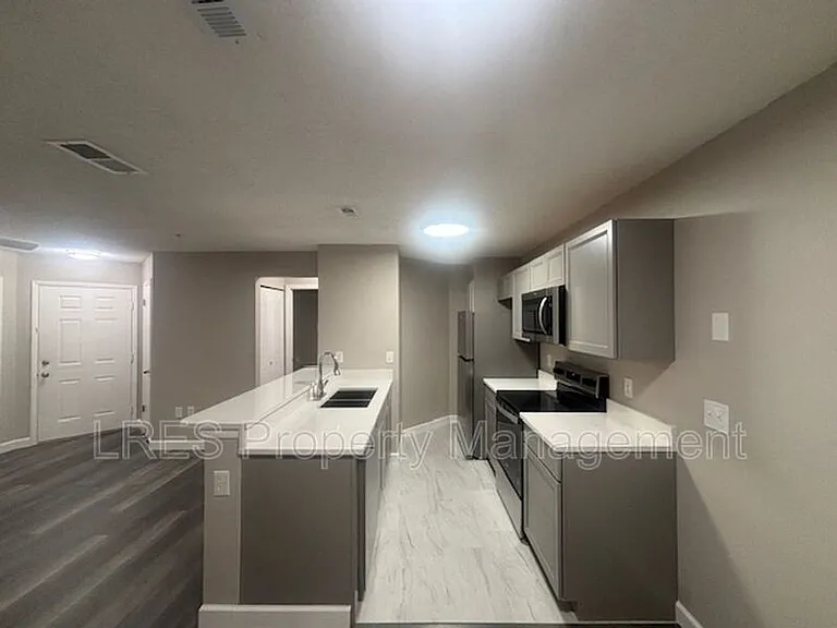 958 Salt Pond Pl #103 — Photo 9