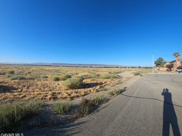Vic Avenue Vic Avenue J2 57 Stw #J2, Lancaster, CA 93536