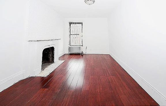5th image of 301 W 20th St APT 3C