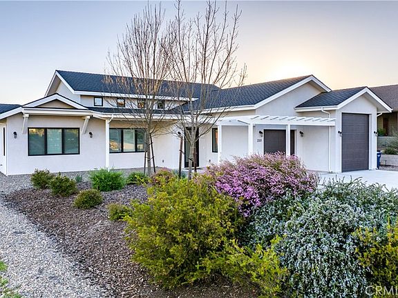 4th image of 3315 Catalina Pl