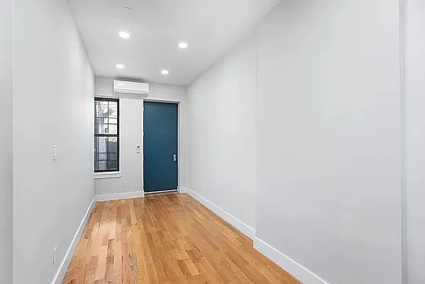 Rented by Vector New York, LLC | media 7