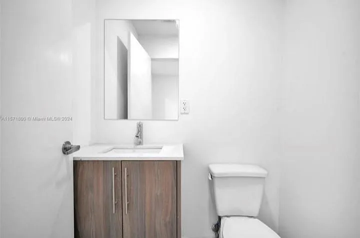 1-245 NW 13th St #245 — Photo 21