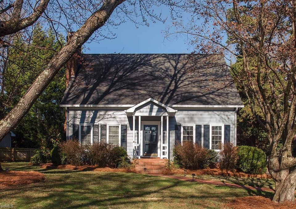1st image of 1835 Sussex Ln