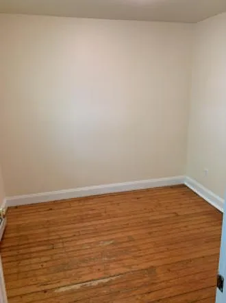 3 bed, $3,300 — Photo 4