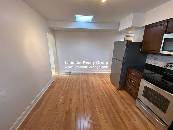 3rd image of 6304 N Cicero Ave #2
