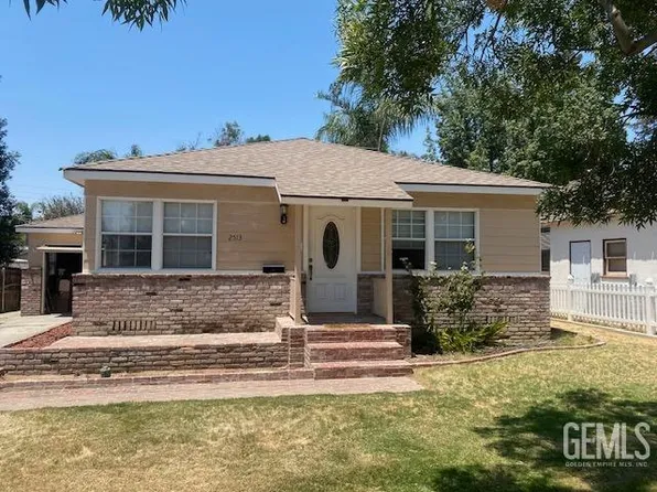 2513 Charleston Dr, Bakersfield, CA 93308