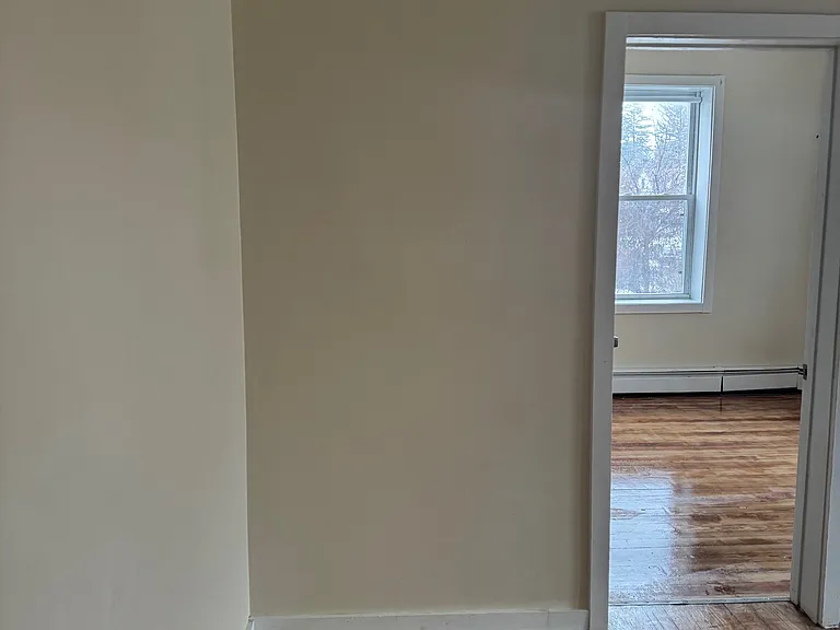 30 Saint Jerome Ave #2R — Photo 2