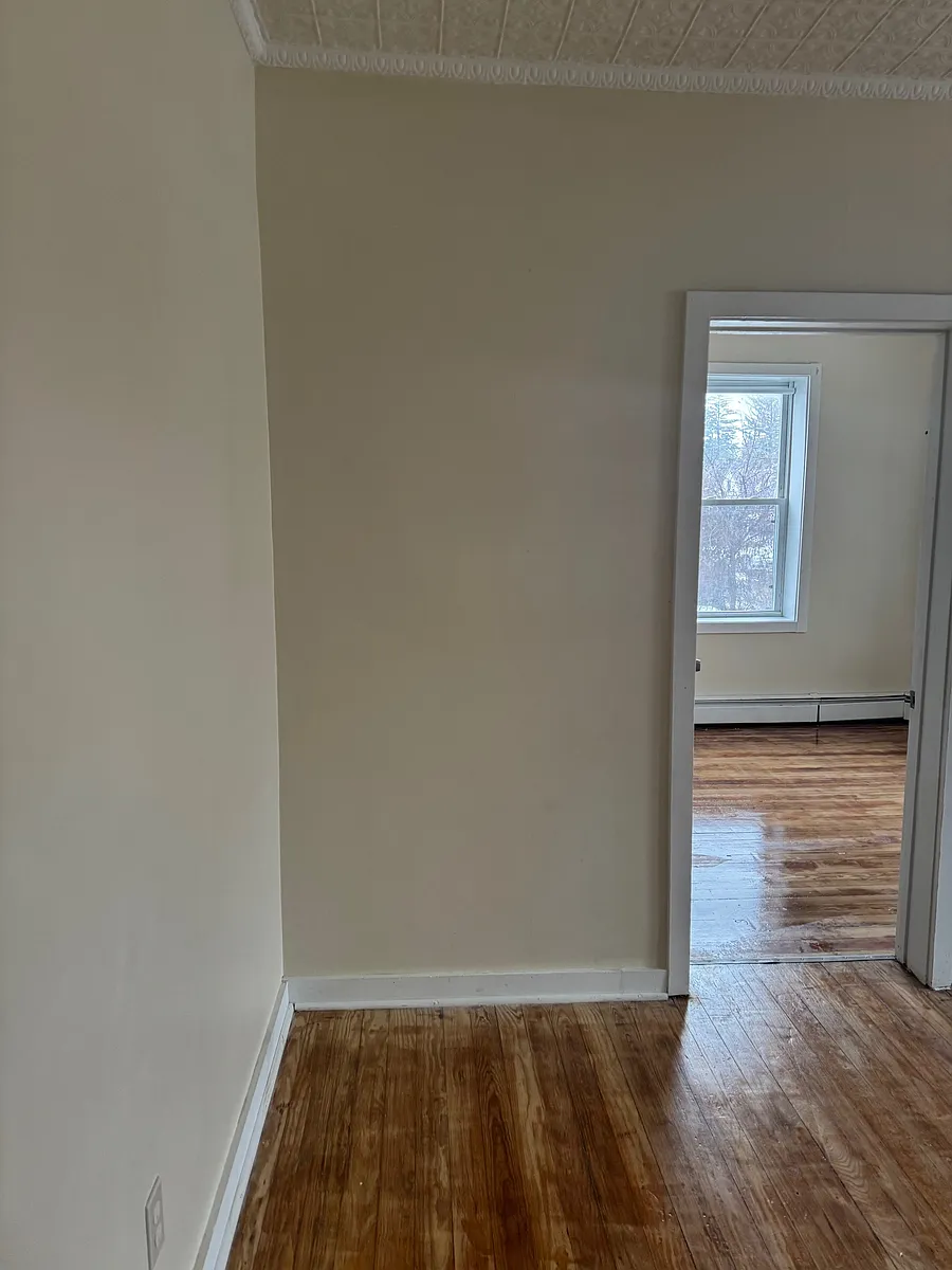 Building Photo - 30 Saint Jerome Ave #2R