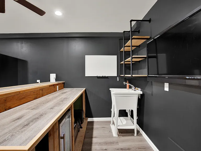 Bar Room (Downstairs)