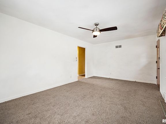5th image of 1008 W Stratford Dr