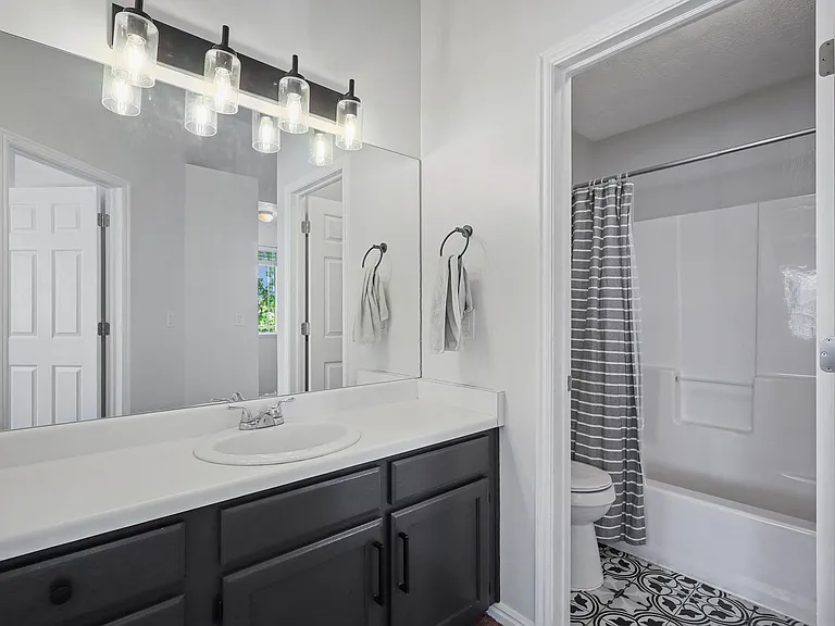 140 Bamberger Rd — Photo 18