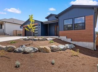 368 Arrowhead Trl, Eagle Point, OR 97524