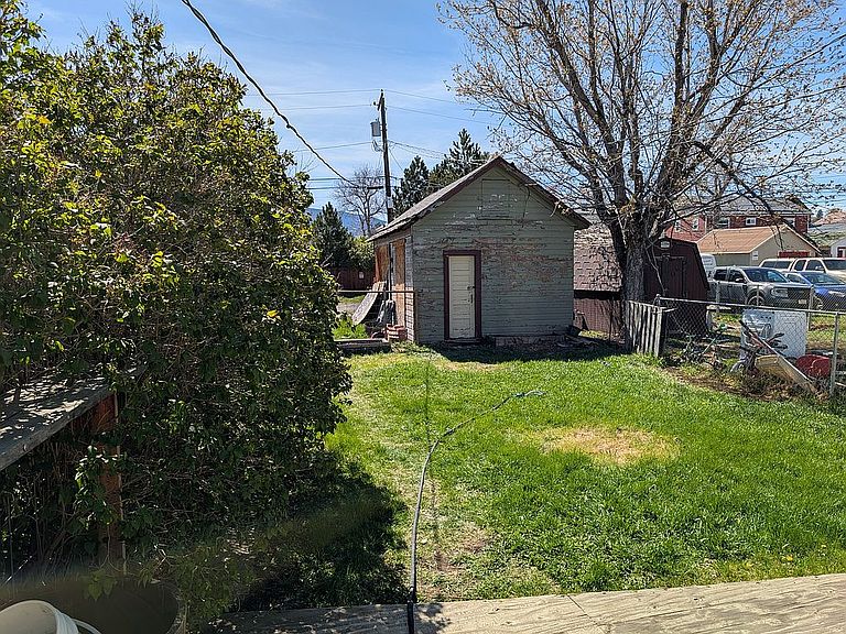 Listing photo 4