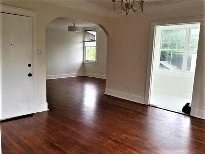 1st image of 7701 Jeannette St APT B
