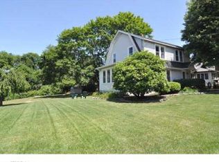 50 Pawcatuck Ave, Stonington, CT 06379