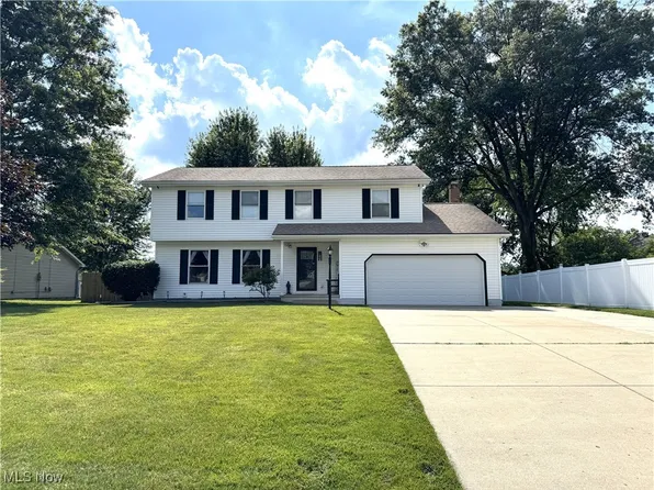 607 Wyndclift Cir, Youngstown, OH 44515