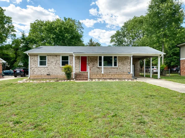 109 Burnham Ct, Garner, NC 27529