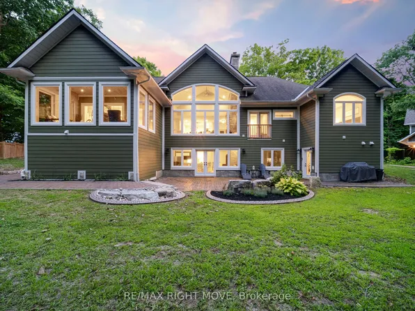 143 Bass Line, Oro Medonte, ON L3V 0J9