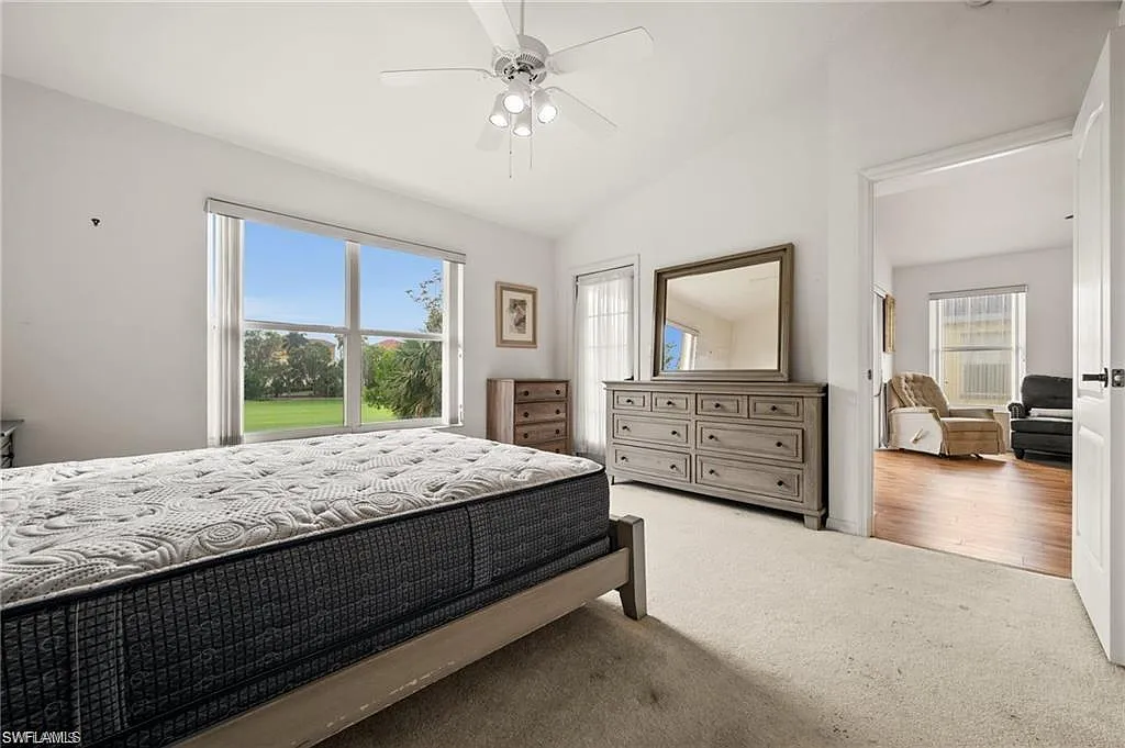 3 bed, 2.0 bath, 1411 sqft, $2,700 — Photo 4