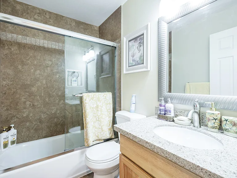 888 Golden Saratoga-Cupertino Apartment Homes — Photo 58