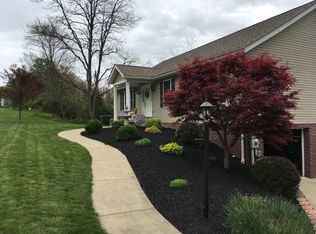 123 Tierra Rd, Wheeling, WV 26003