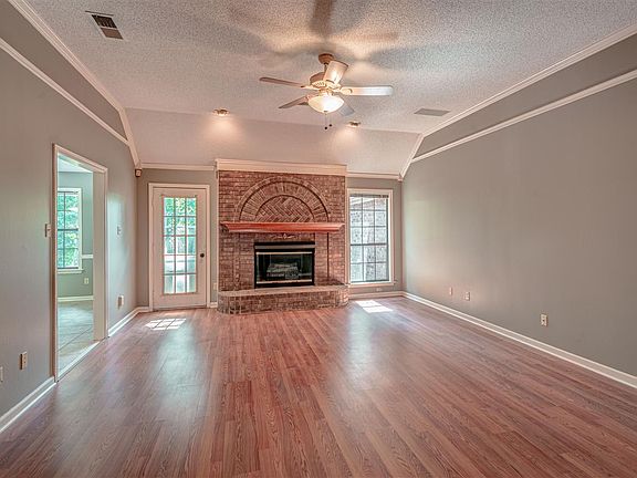 5th image of 8481 Stone Wood Cv W