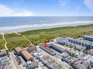 323 44th St S APT 15, Brigantine, NJ 08203