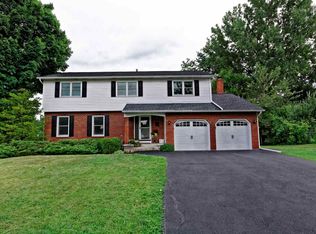 7 Durham Ct, Schenectady, NY 12309