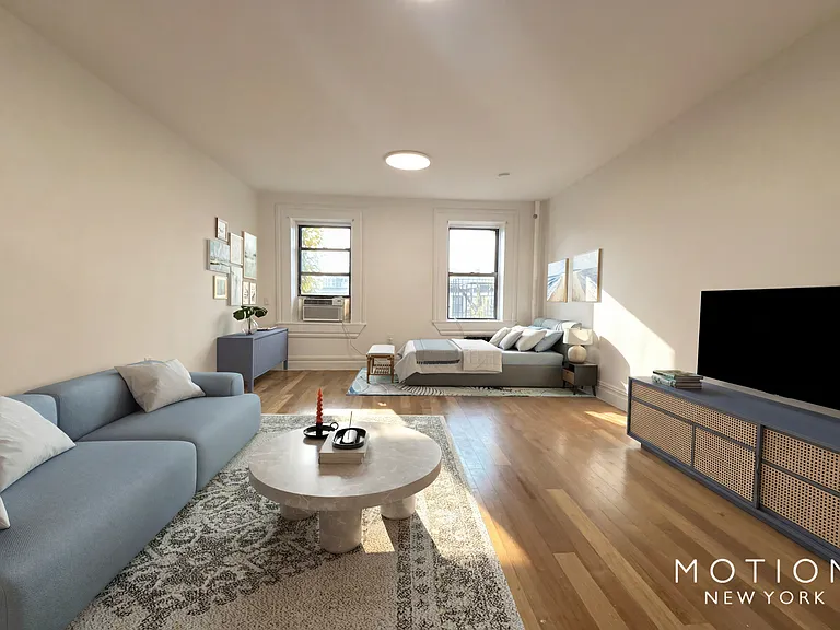 513 E 5th St #5B — Photo 1
