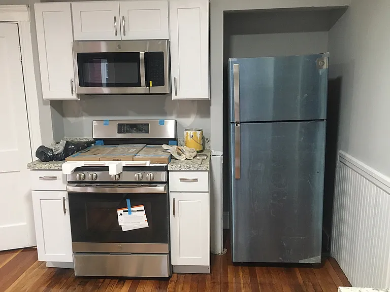 52 Boylston St #3R — Photo 6