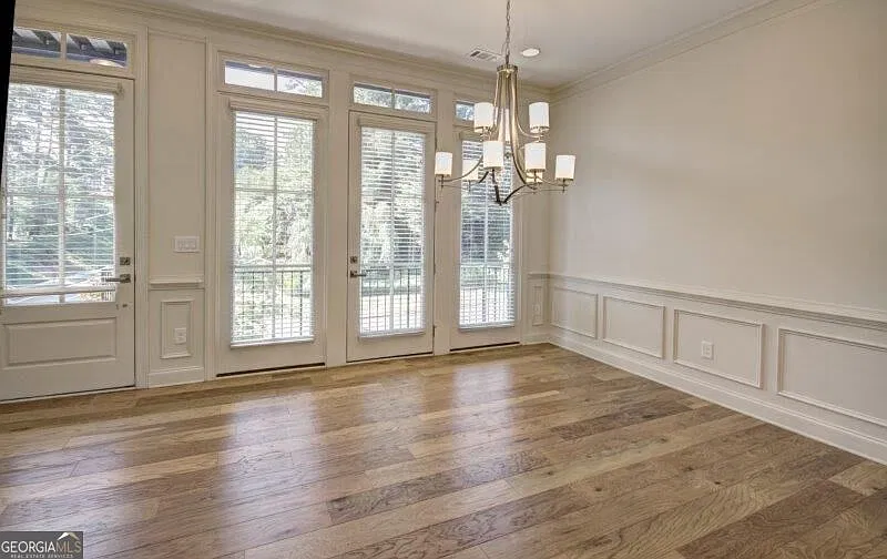 3 bed, 3.5 bath, 2120 sqft, $3,995 — Photo 3