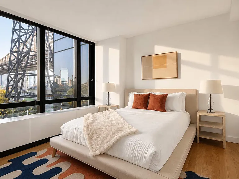 1113 York Ave #3B — Photo 9