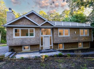 177 Red Creek Rd, Flanders, NY 11946