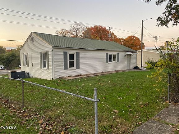 4th image of 2963 Asheville Hwy