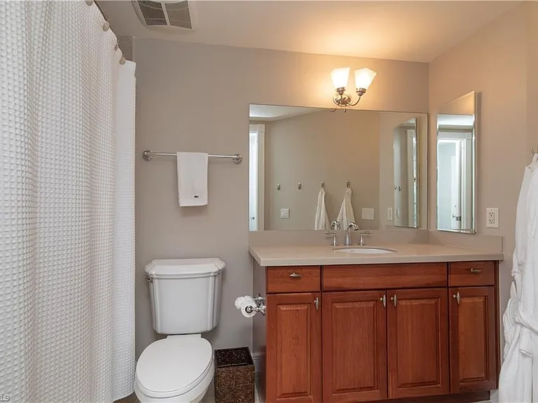6081 Silver King Blvd #302 — Photo 28