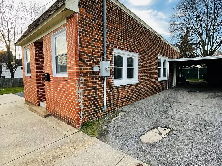 30 Grove St — Photo 11