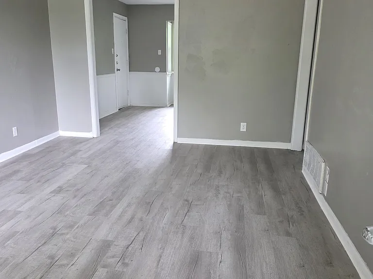 2209 Davis Dr — Photo 5