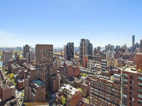 5th image of 304 E 65th St APT 34C
