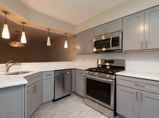 46 Homestead Ln, Lincoln Park, NJ 07035