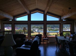 827 Shoshone Dr, La Conner, WA 98257
